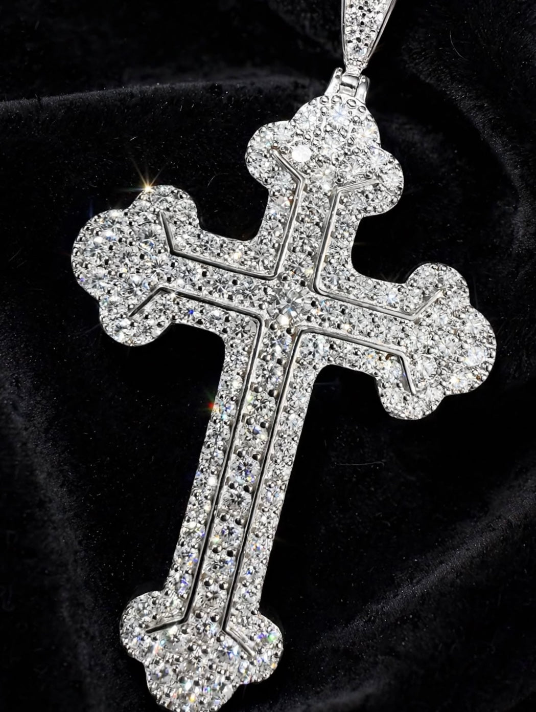 AUREX FLEUR CROSS PENDANT