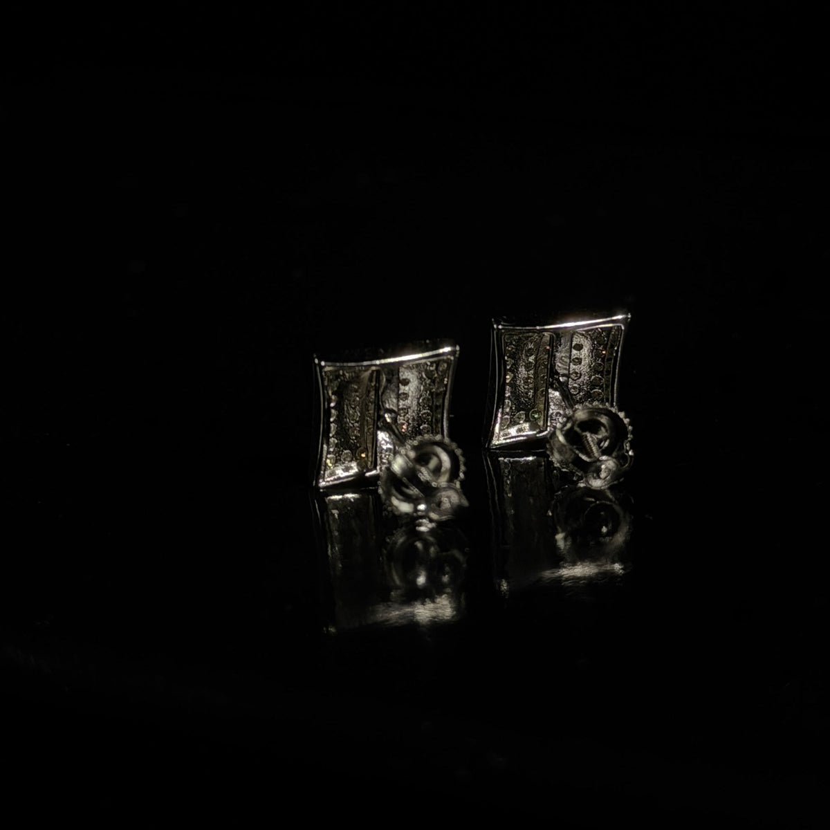 AUREX PAVÈ KITE STUDS